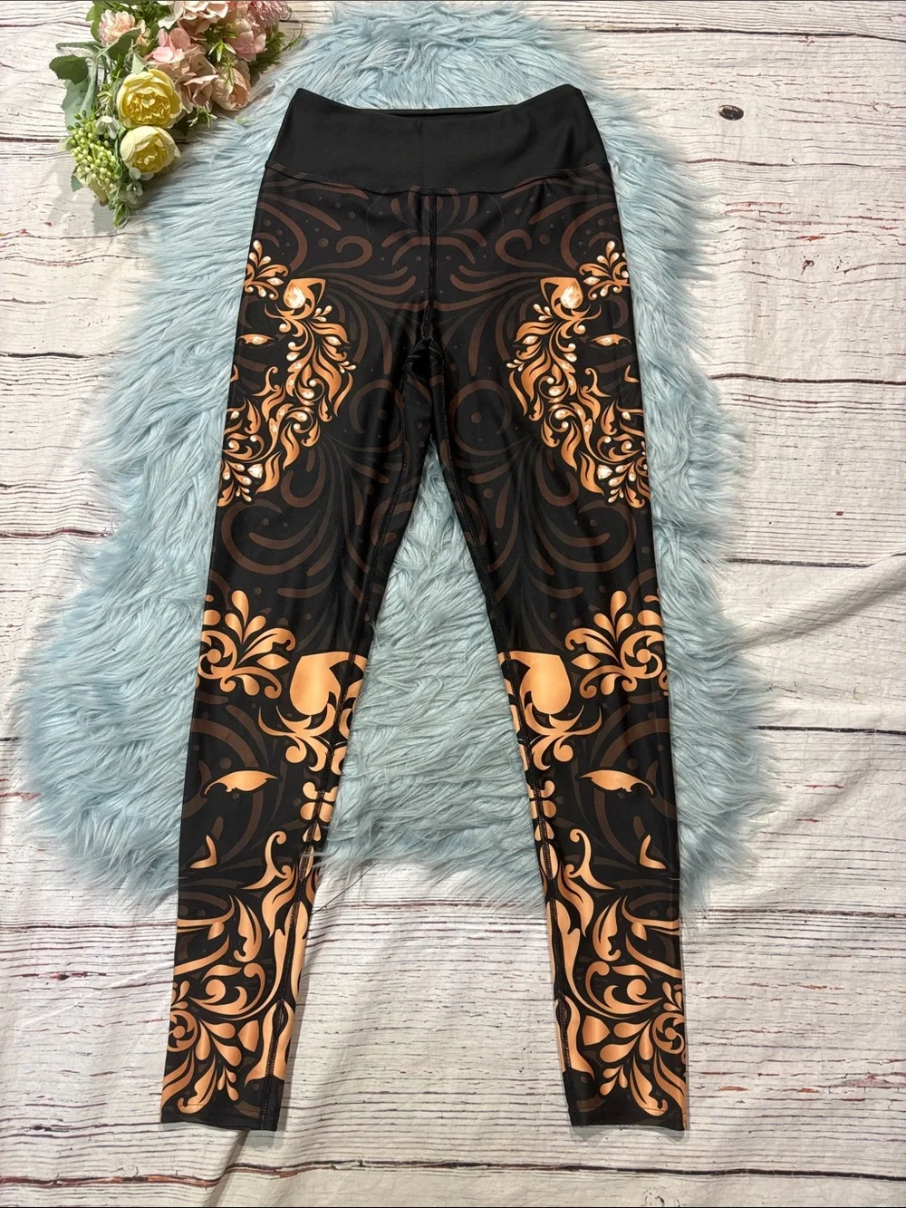 Vastitch High Rise Lion Baroque Patterned Leggings